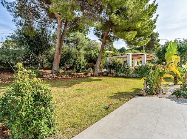 Casa de 12 habitaciones en Javea / Xàbia en venta con piscina garaje - 2.250.000 € (Ref: 9753543)