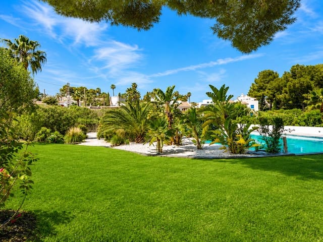 12 Zimmer Haus zu verkaufen in Cap Martí - El Tossalet - Pinomar, Javea / Xàbia mit Pool Garage - 2.250.000 € (Ref: 9753543)