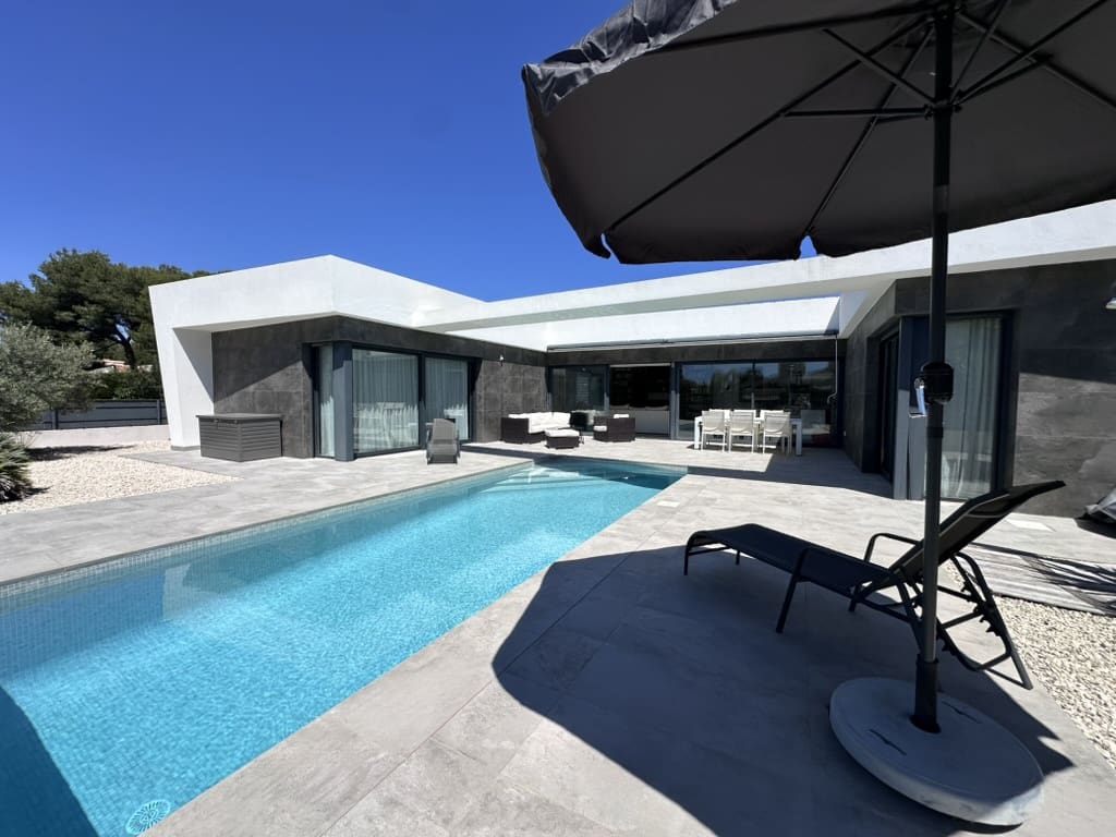 3 camera da letto Villa in vendita in Javea / Xabia con piscina garage - 1.150.000 € (Rif: 9905006)