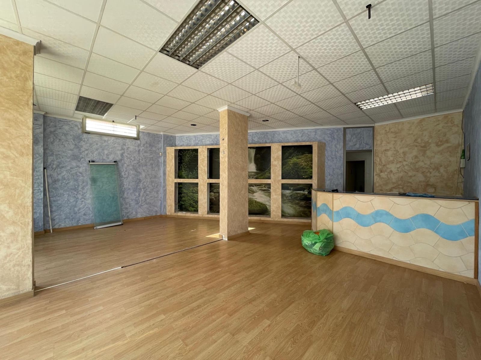 Commercial for rent in Santiago de la Ribera - € 600 (Ref: 9839405)