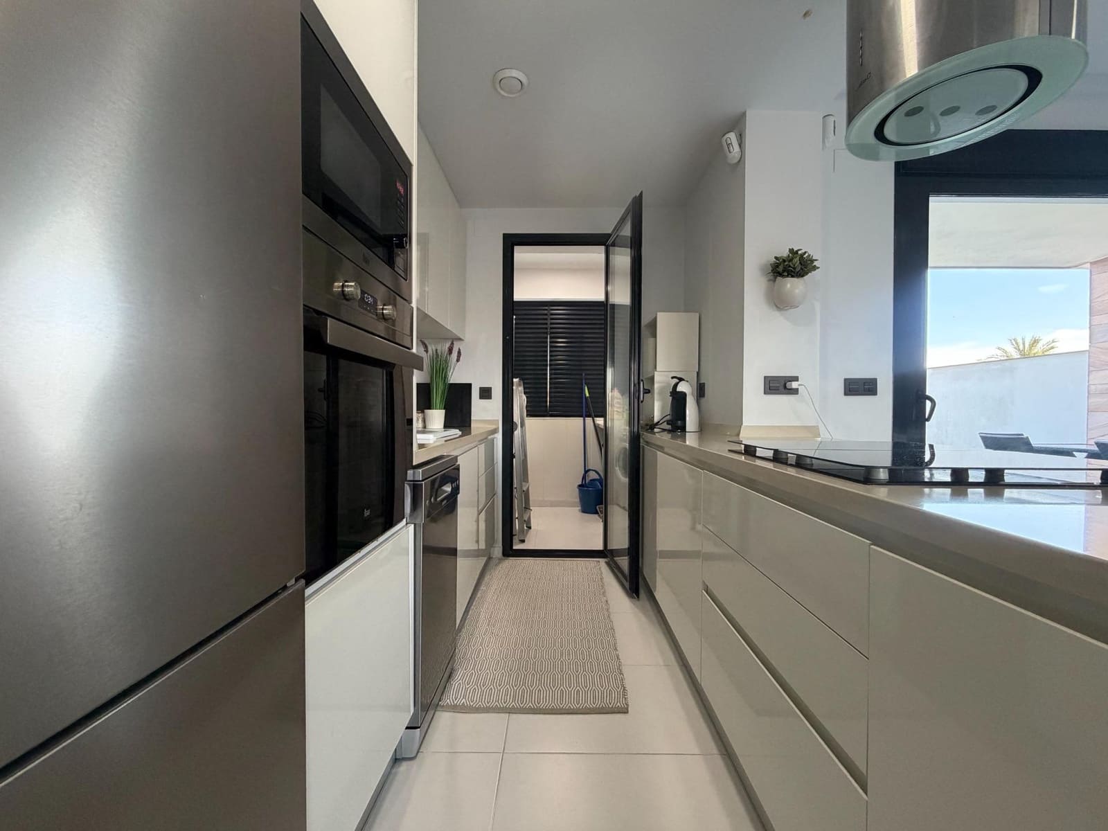2 bedroom Flat for sale in Pilar de la Horadada with garage - € 388,000 (Ref: 9839407)