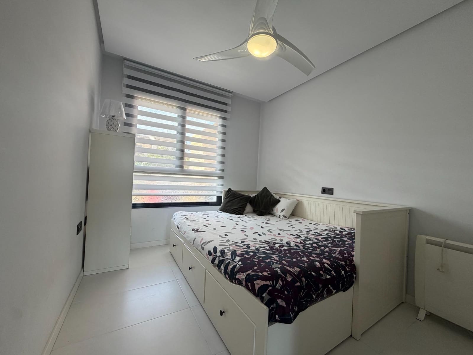 2 bedroom Flat for sale in Pilar de la Horadada with garage - € 388,000 (Ref: 9839407)