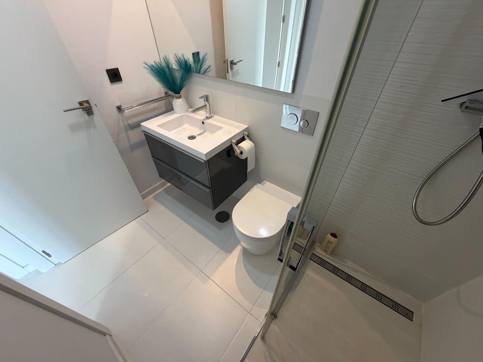 2 bedroom Flat for sale in Pilar de la Horadada with garage - € 388,000 (Ref: 9839407)