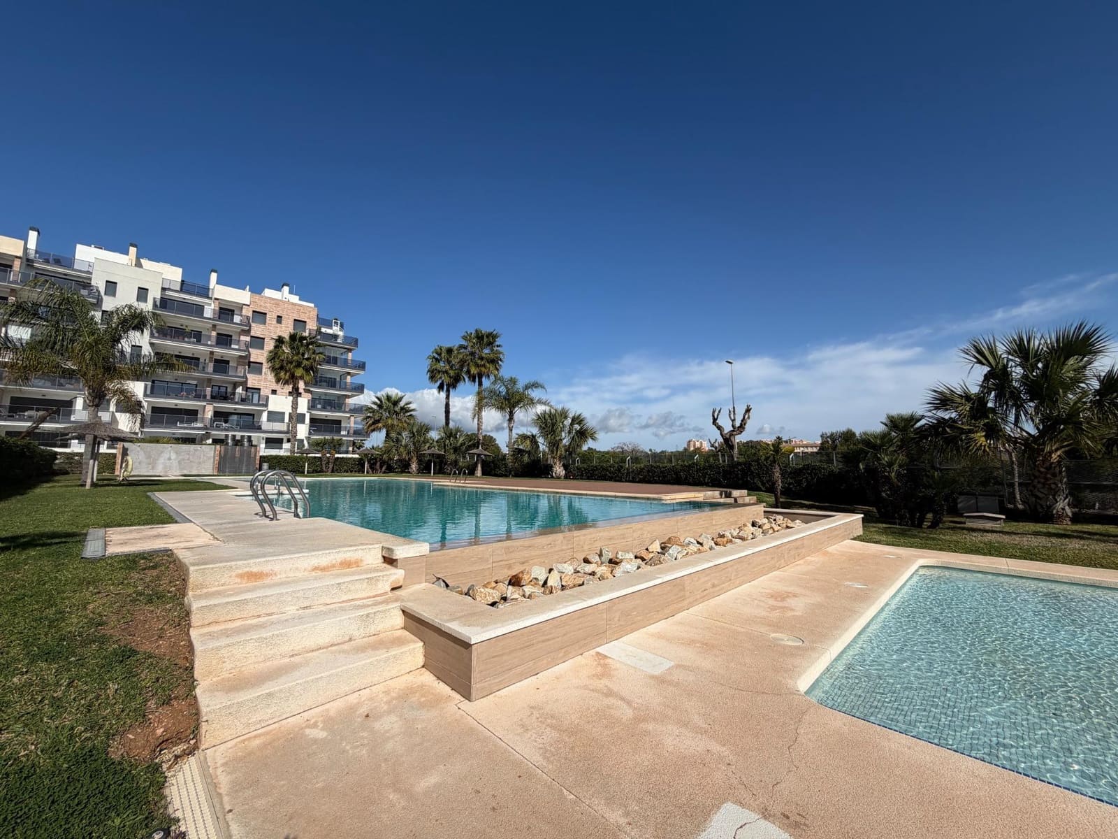 2 bedroom Flat for sale in Pilar de la Horadada with garage - € 388,000 (Ref: 9839407)