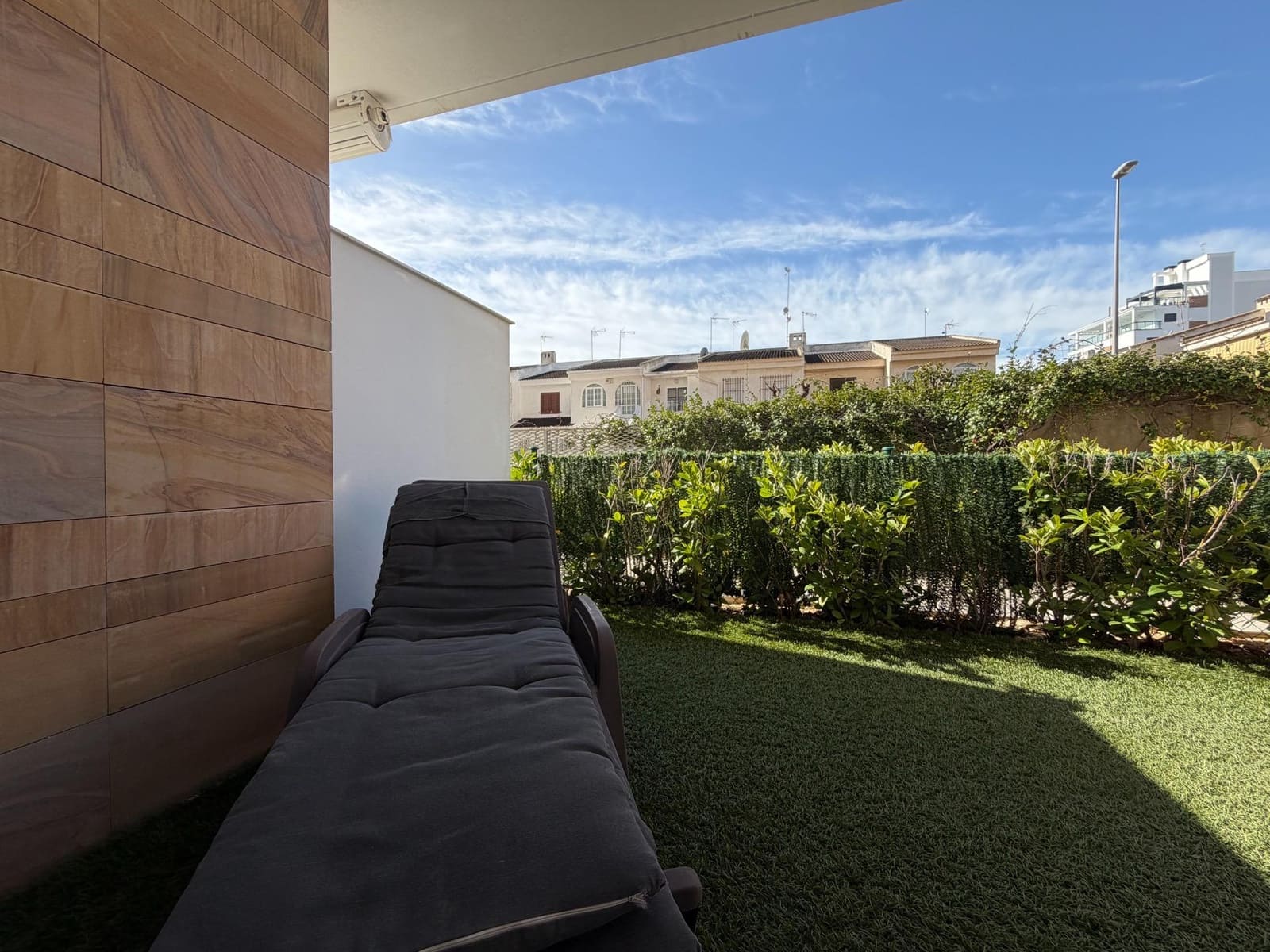 2 bedroom Flat for sale in Pilar de la Horadada with garage - € 388,000 (Ref: 9839407)