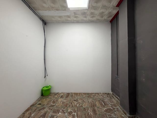 Commercial for rent in San Pedro del Pinatar - € 600 (Ref: 9839408)