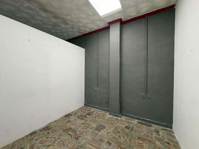 Commercial for rent in San Pedro del Pinatar - € 600 (Ref: 9839408)
