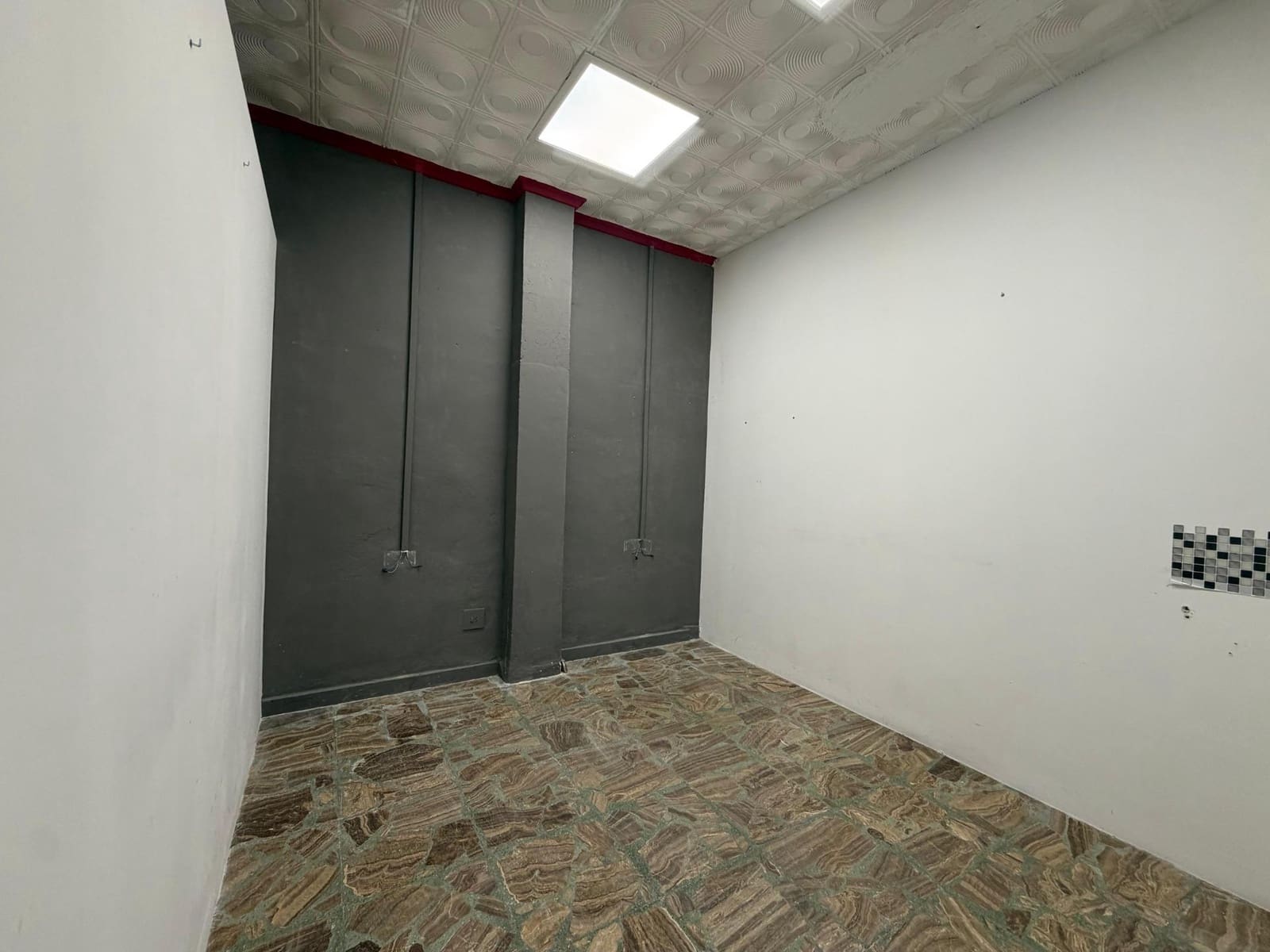 Commercial for rent in San Pedro del Pinatar - € 600 (Ref: 9839408)