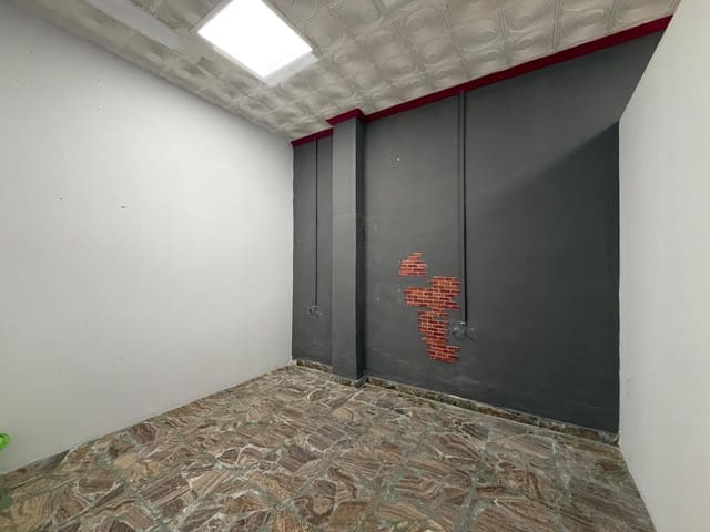 Commercial for rent in San Pedro del Pinatar - € 600 (Ref: 9839408)