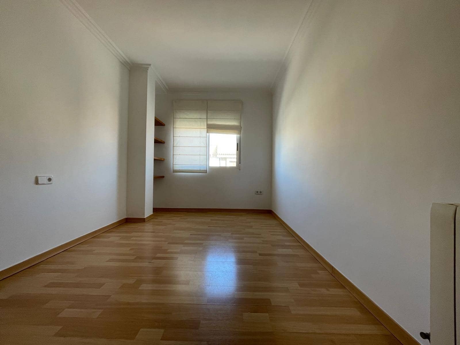 5 bedroom Flat for rent in Santiago de la Ribera with garage - € 1,200 (Ref: 9839410)