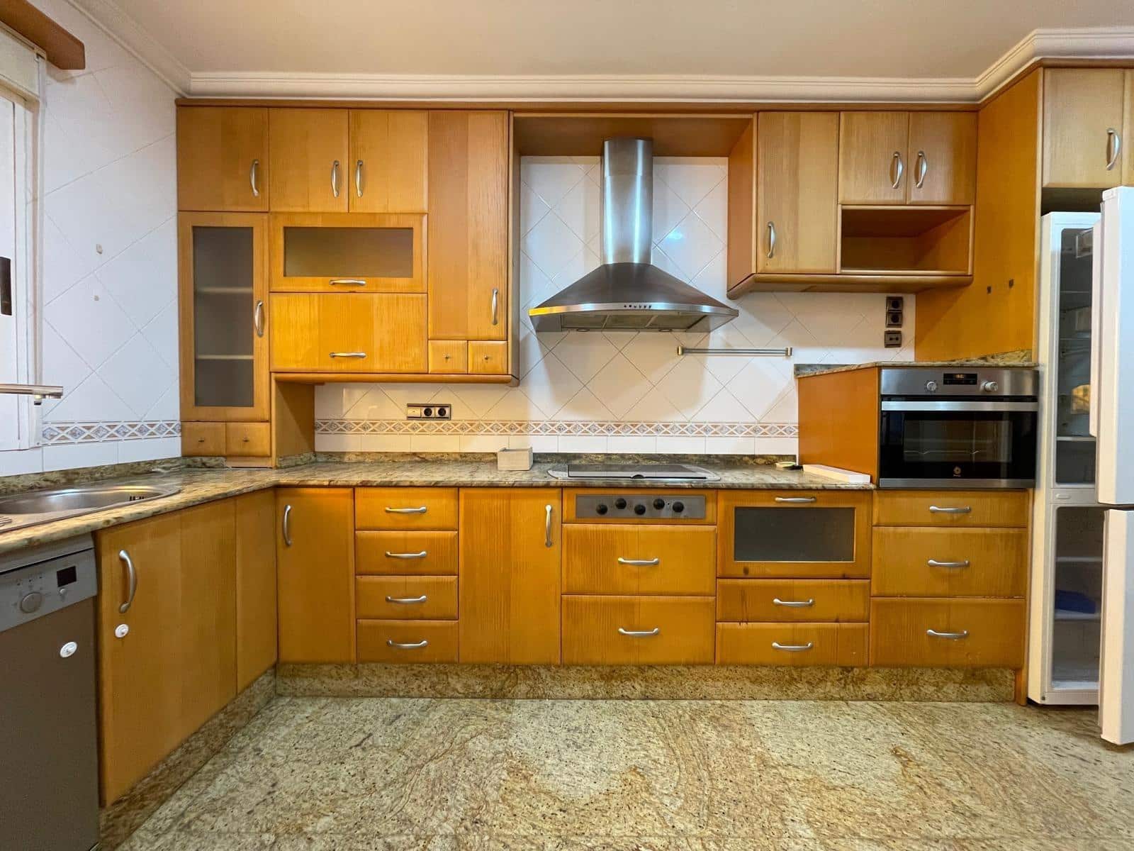 5 bedroom Flat for rent in Santiago de la Ribera with garage - € 1,200 (Ref: 9839410)