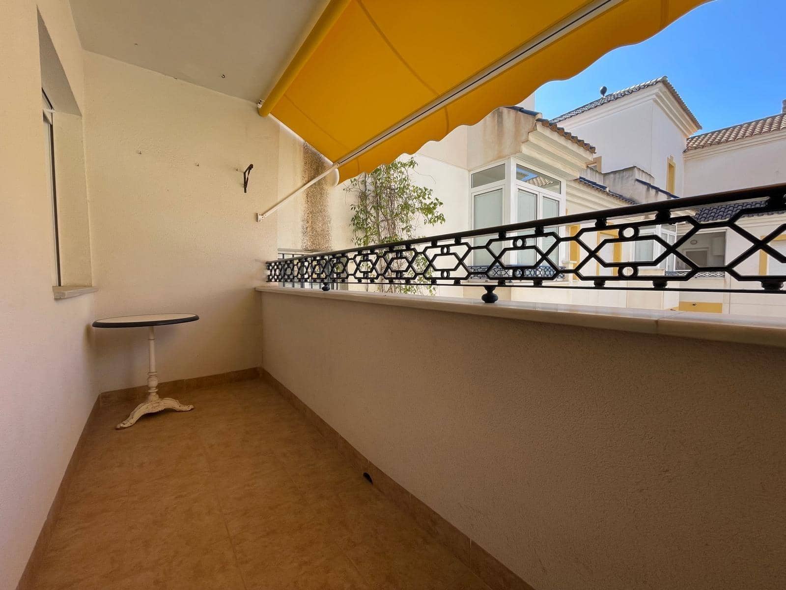5 bedroom Flat for rent in Santiago de la Ribera with garage - € 1,200 (Ref: 9839410)