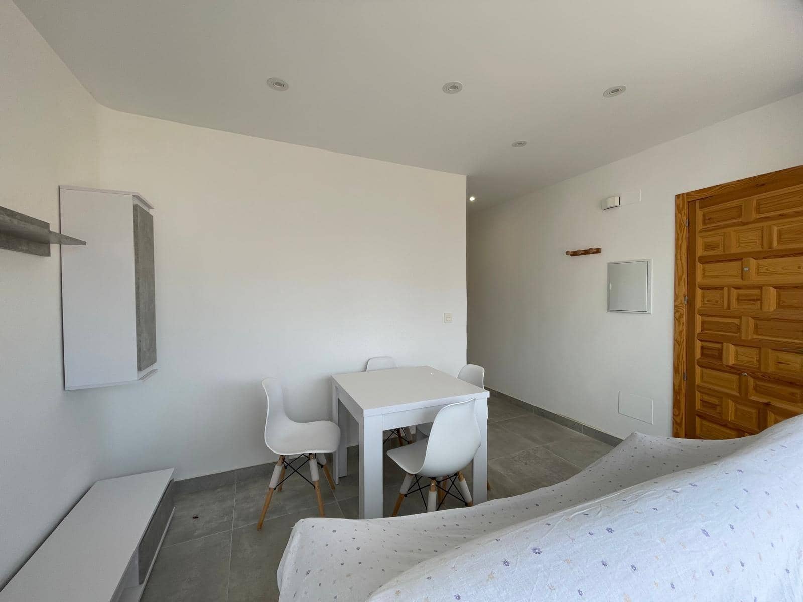 2 bedroom Apartment for rent in Los Alcazares - € 680 (Ref: 9839411)
