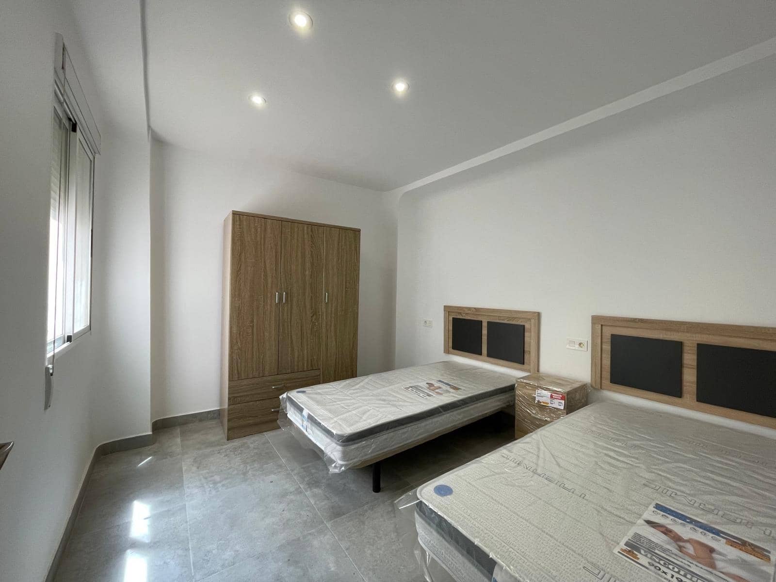 2 bedroom Apartment for rent in Los Alcazares - € 680 (Ref: 9839411)
