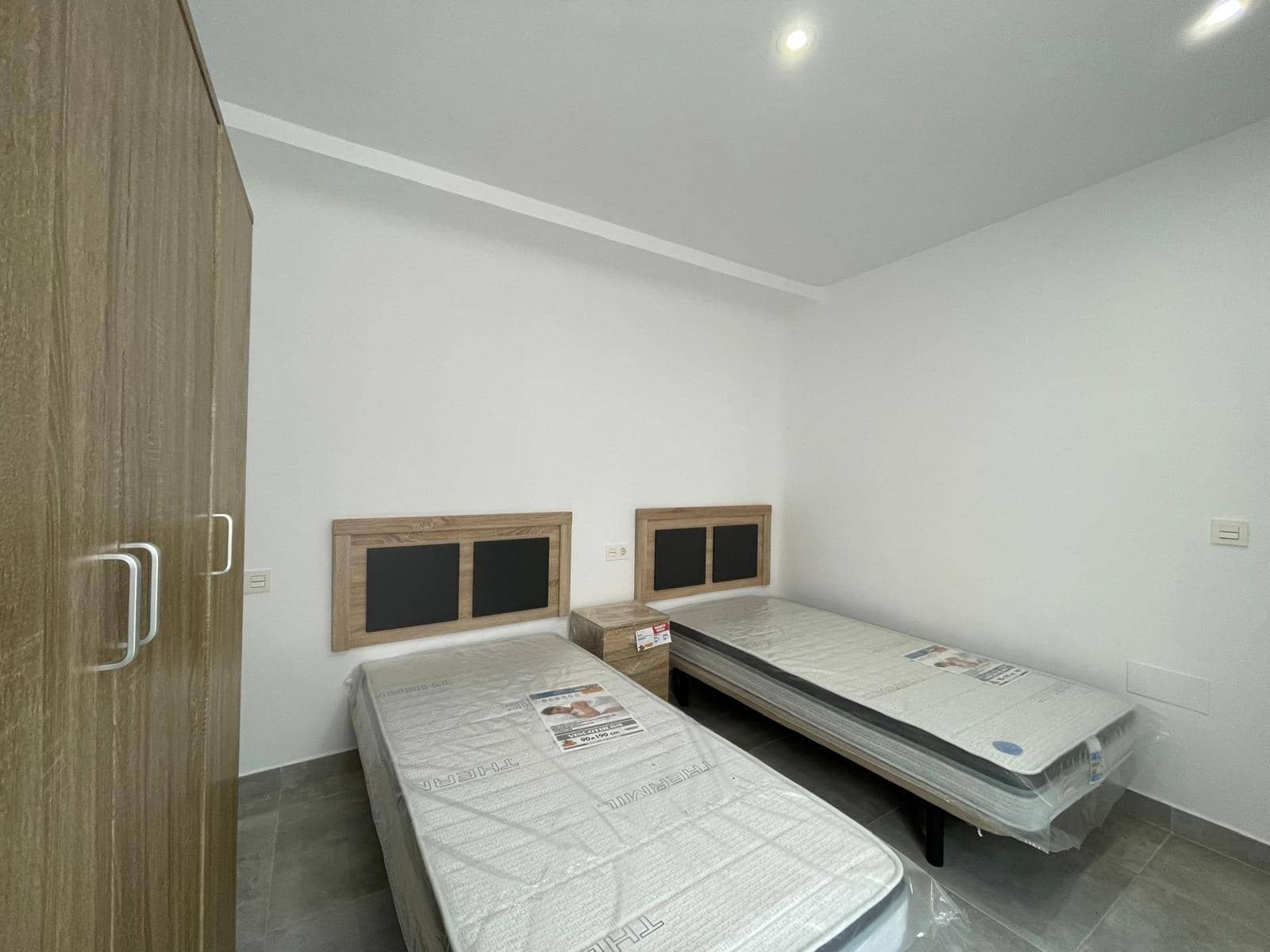 2 bedroom Apartment for rent in Los Alcazares - € 680 (Ref: 9839411)