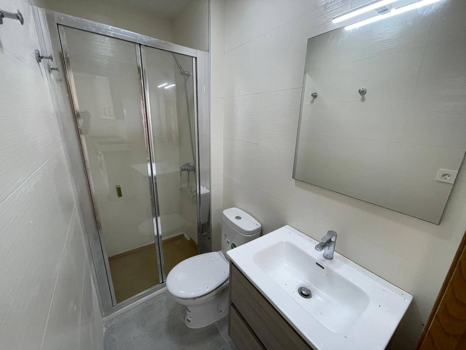 2 bedroom Apartment for rent in Los Alcazares - € 680 (Ref: 9839411)