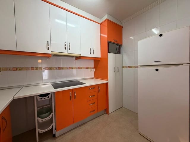 Appartement de 2 chambres à louer à Santiago de la Ribera, San Javier - 650 € (Ref: 9839412)