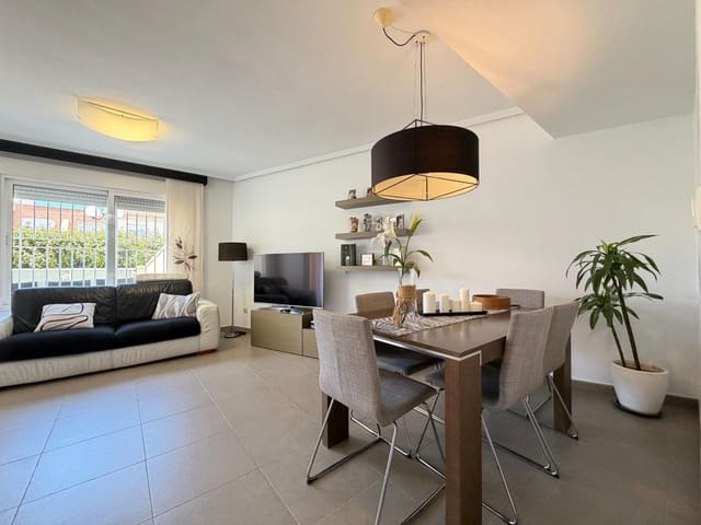4 makuuhuone Rivitalo myytävänä paikassa San Javier - 285 000 € (Ref: 9843618)