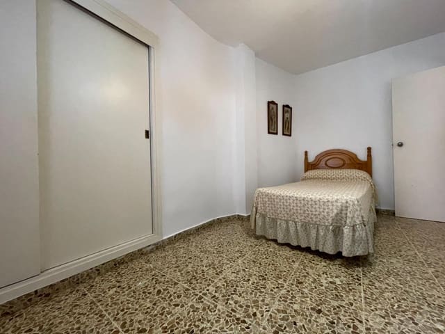 3 bedroom Flat for rent in San Javier - € 680 (Ref: 9846542)