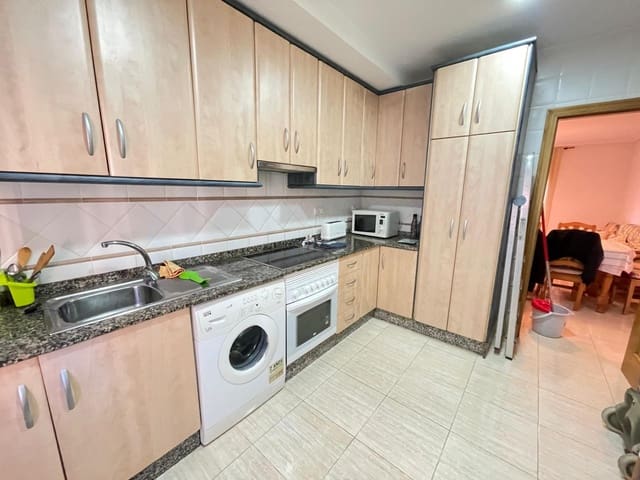 2 soveværelse Lejlighed til leje i San Pedro del Pinatar - € 650 (Ref: 9868700)