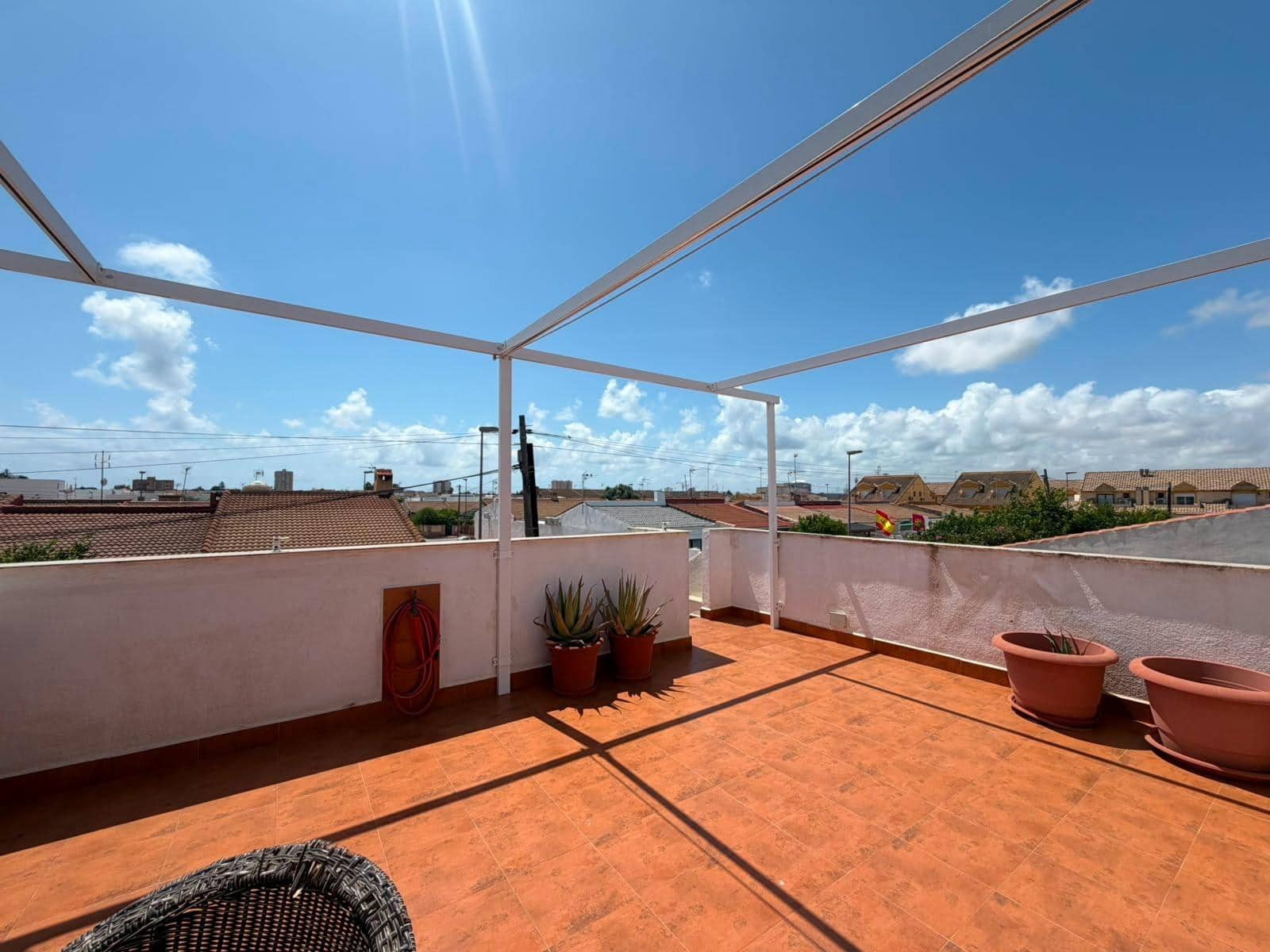 3 soverom Leilighet til leie i Santiago de la Ribera - € 900 (Ref: 9904107)
