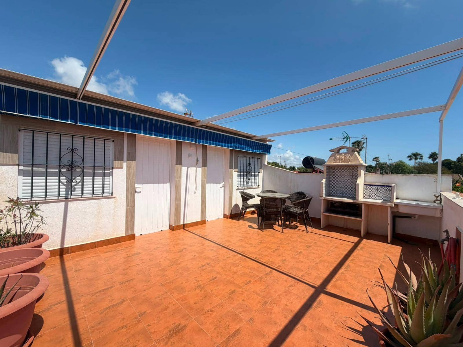 3 soverom Leilighet til leie i Santiago de la Ribera - € 900 (Ref: 9904107)