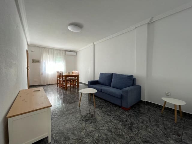 4 bedroom Terraced Villa for rent in San Javier with garage - € 840 (Ref: 9927522)