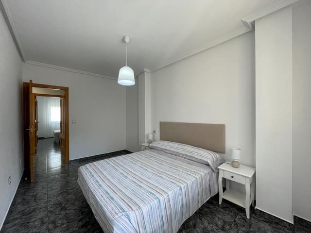 4 bedroom Terraced Villa for rent in San Javier with garage - € 840 (Ref: 9927522)