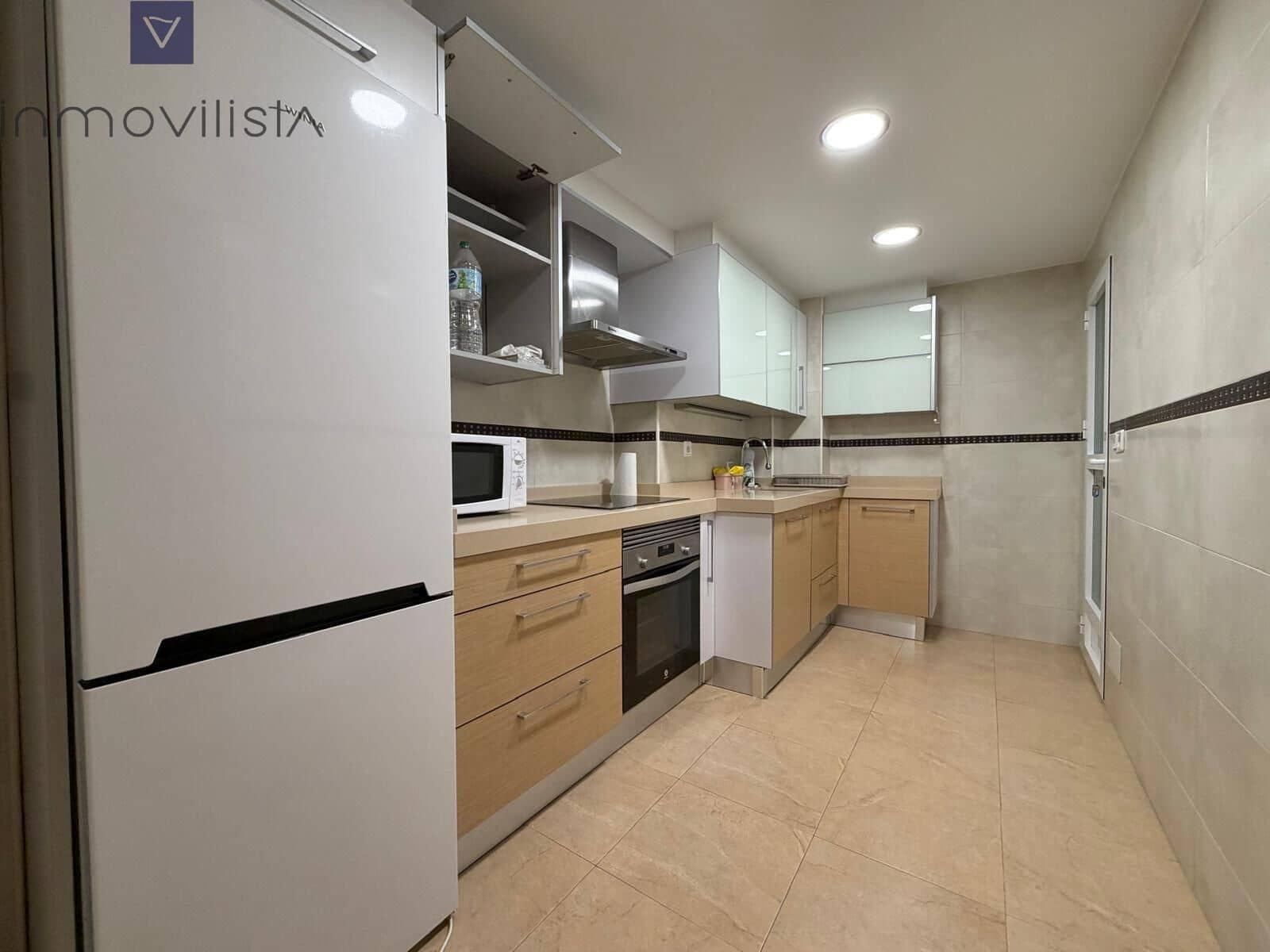 3 soveværelse Lejlighed til leje i Cartagena - € 800 (Ref: 9948014)