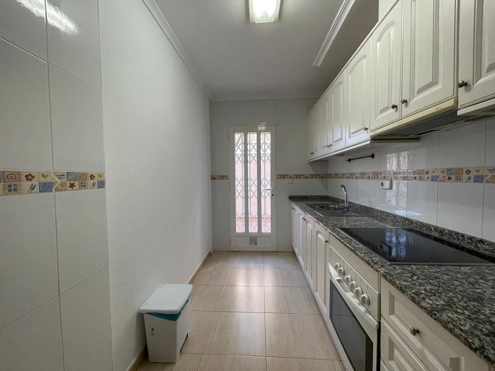 3 camera da letto Casa da affittare in Santiago de la Ribera con piscina - 850 € (Rif: 9949900)