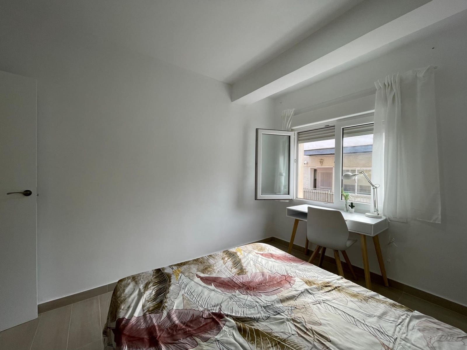 3 slaapkamer Flat te huur in Santiago de la Ribera - € 750 (Ref: 9952722)