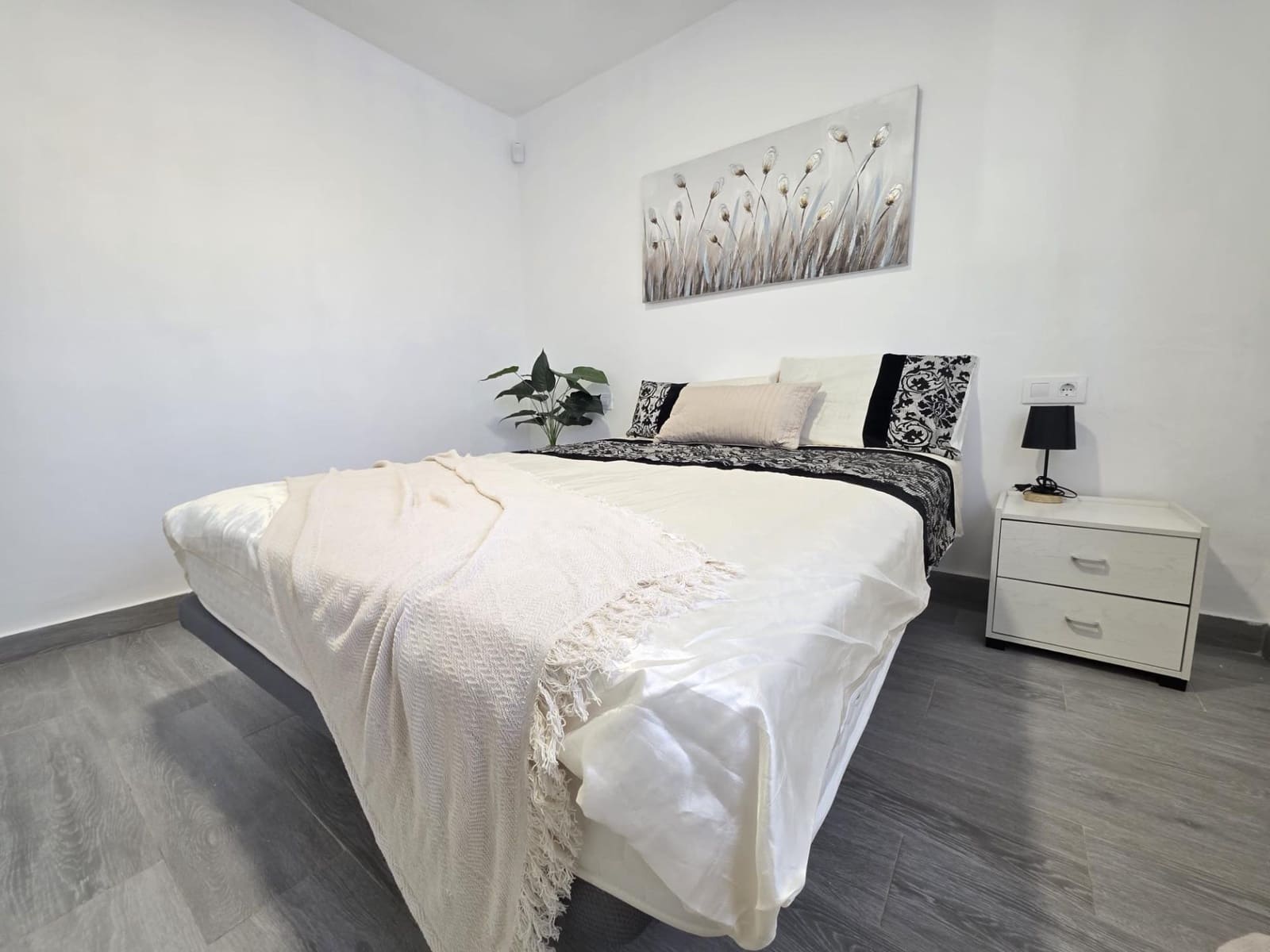 2 bedroom Terraced Villa for rent in Santiago de la Ribera - € 820 (Ref: 9958070)