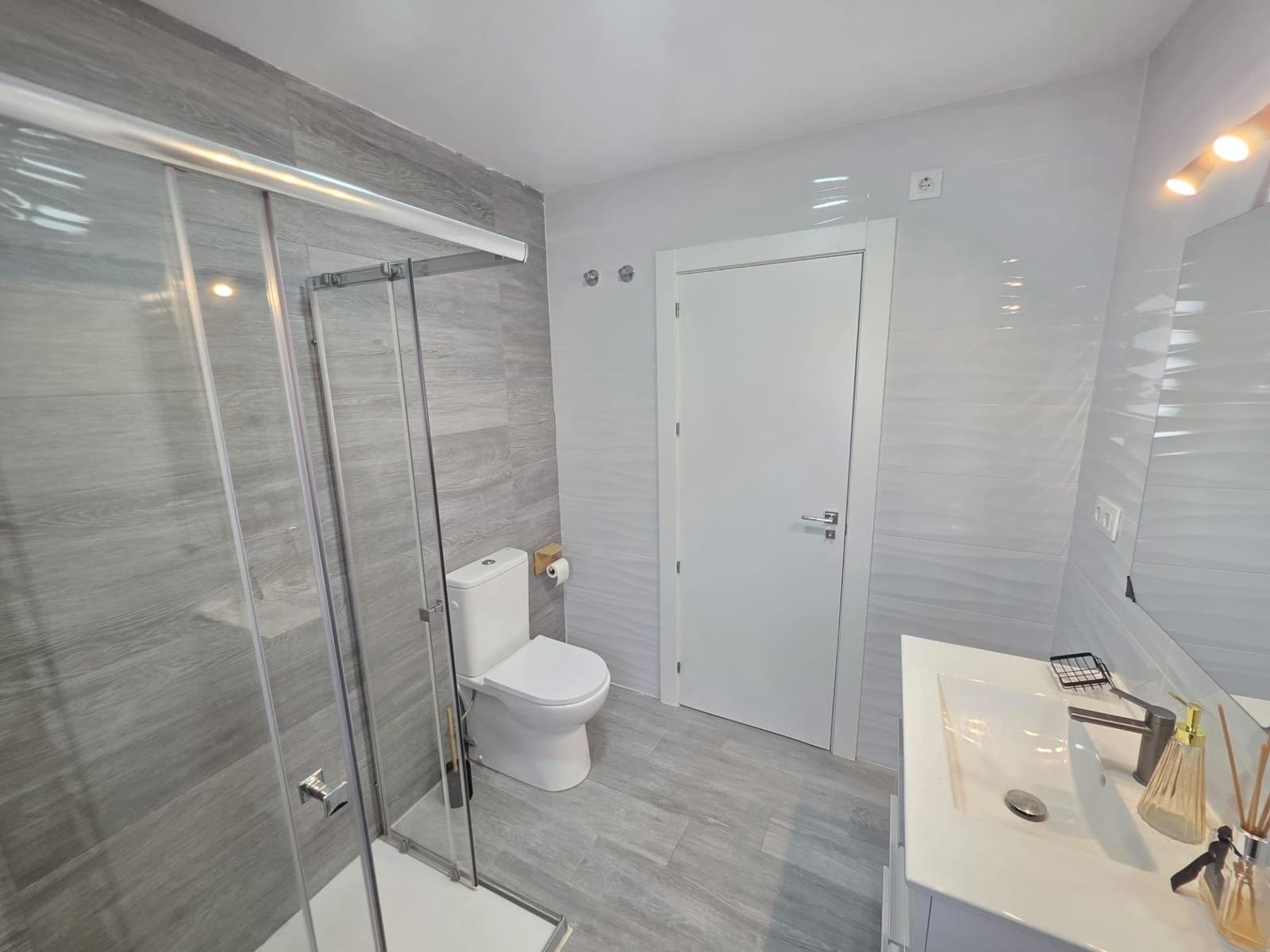 2 bedroom Terraced Villa for rent in Santiago de la Ribera - € 820 (Ref: 9958070)