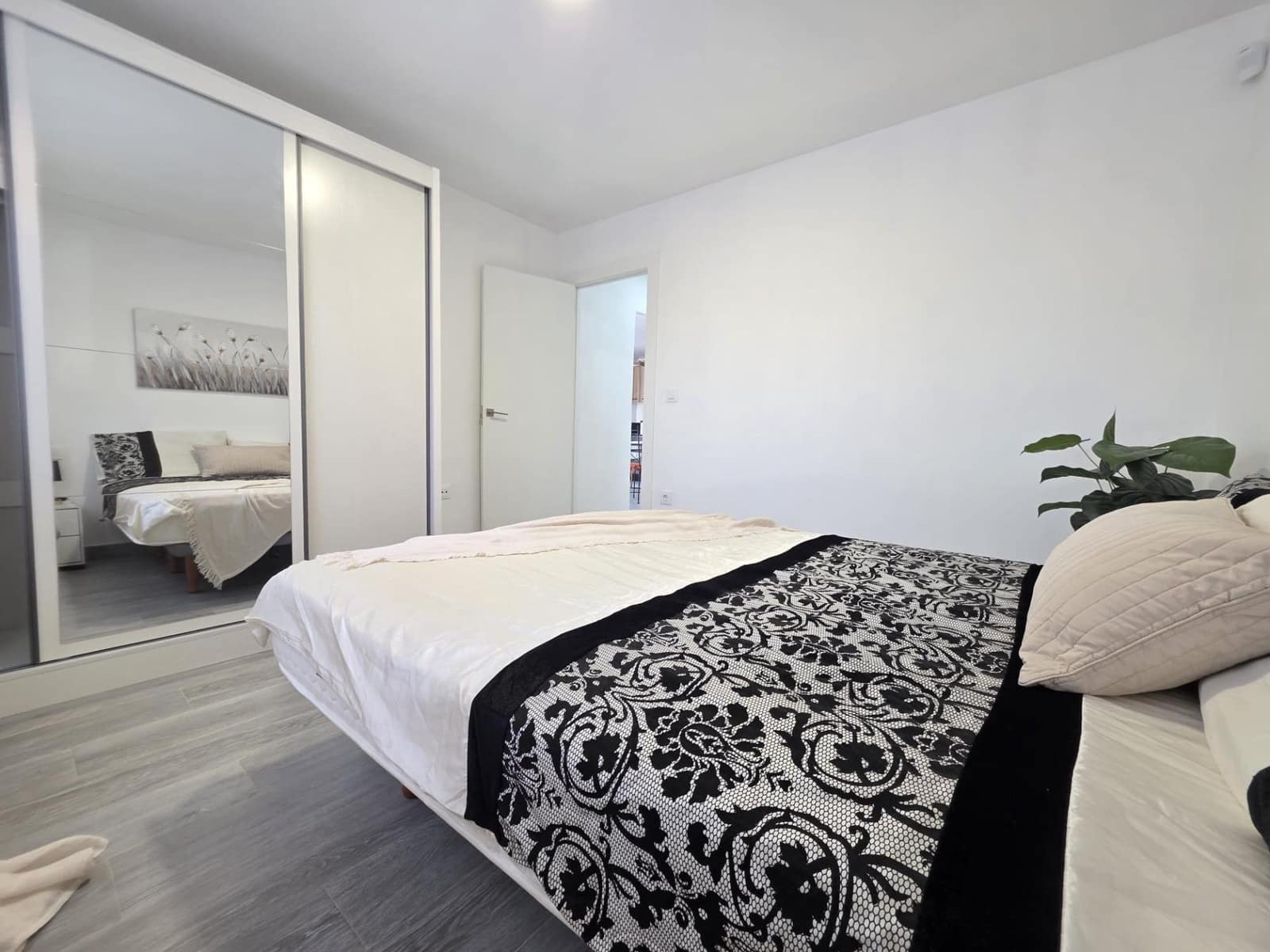 2 bedroom Terraced Villa for rent in Santiago de la Ribera - € 820 (Ref: 9958070)