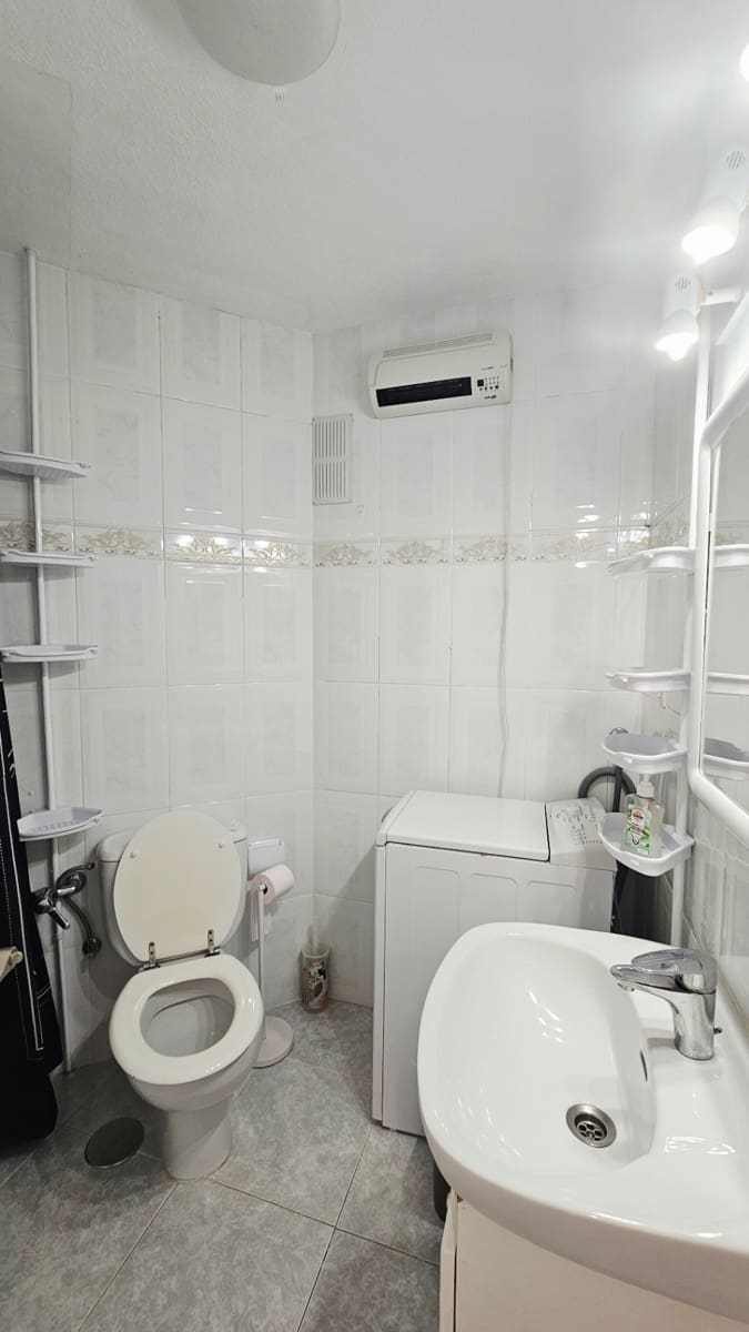 1 Zimmer Wohnung zu verkaufen in La Manga del Mar Menor mit Garage - 109.000 € (Ref: 10001361)