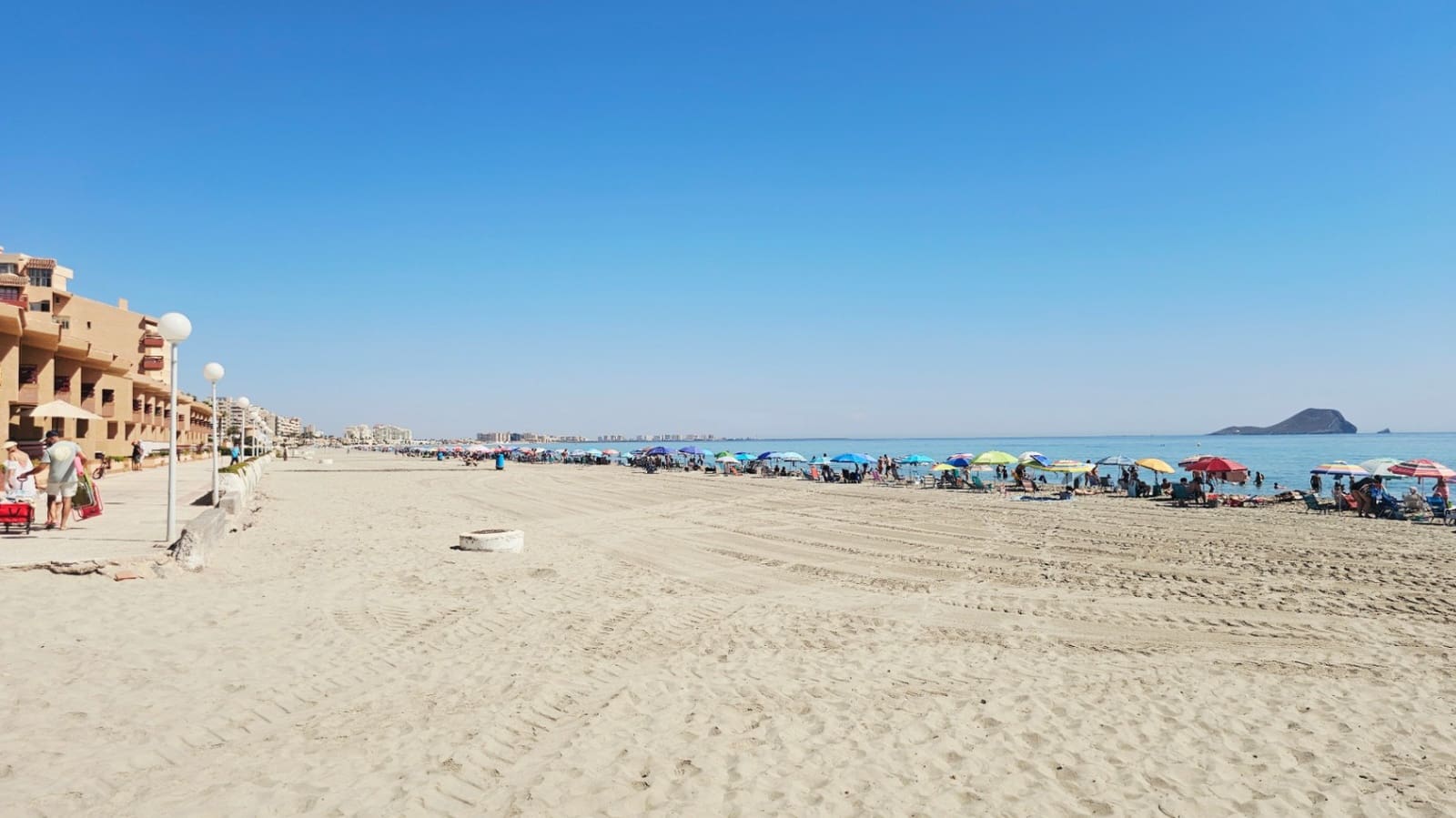1 Zimmer Wohnung zu verkaufen in La Manga del Mar Menor mit Garage - 109.000 € (Ref: 10001361)