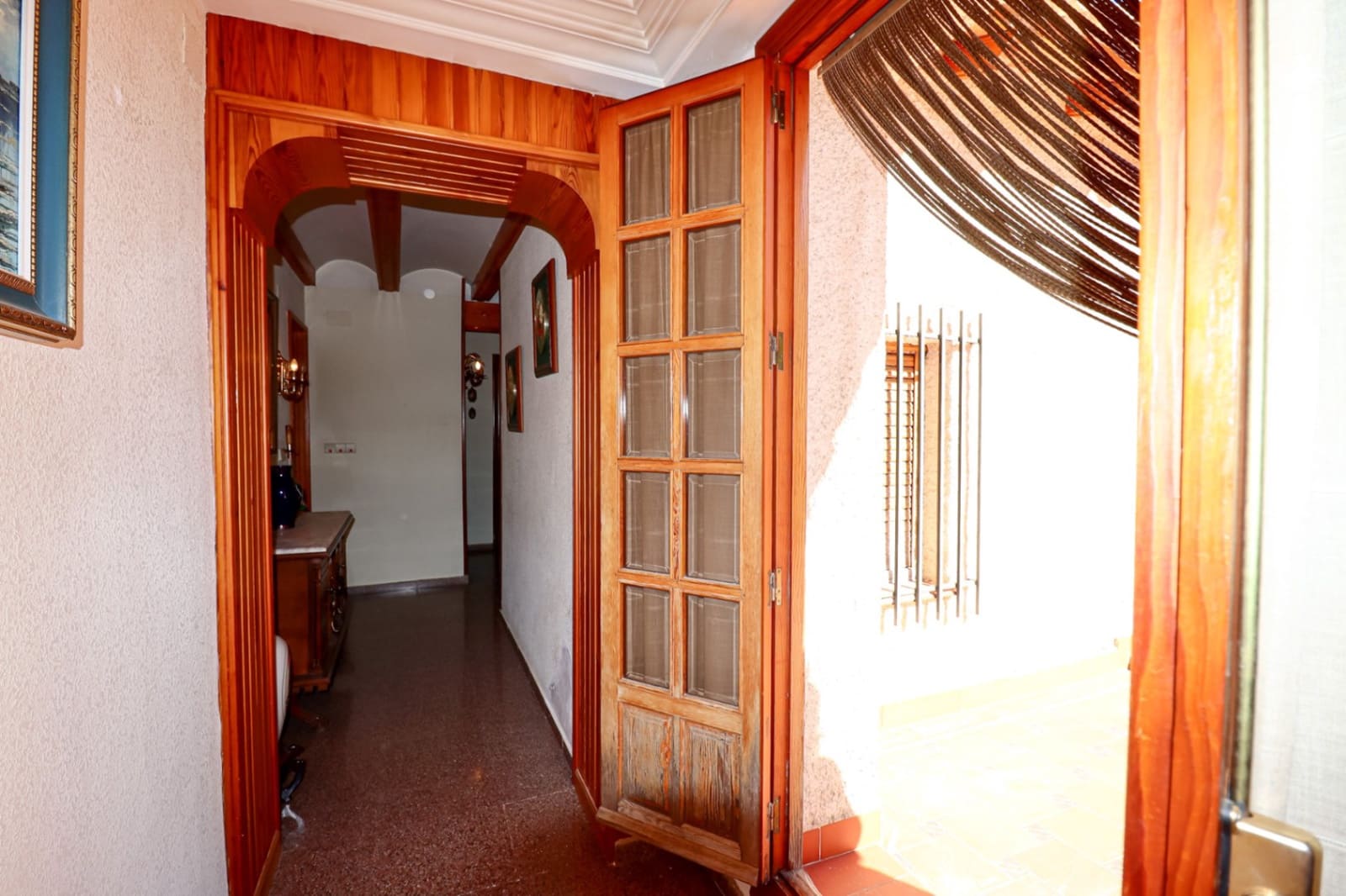 8 sypialnia Finka/Dom wiejski na sprzedaż w Tibi z garażem - 699 990 € (Ref: 10177519)