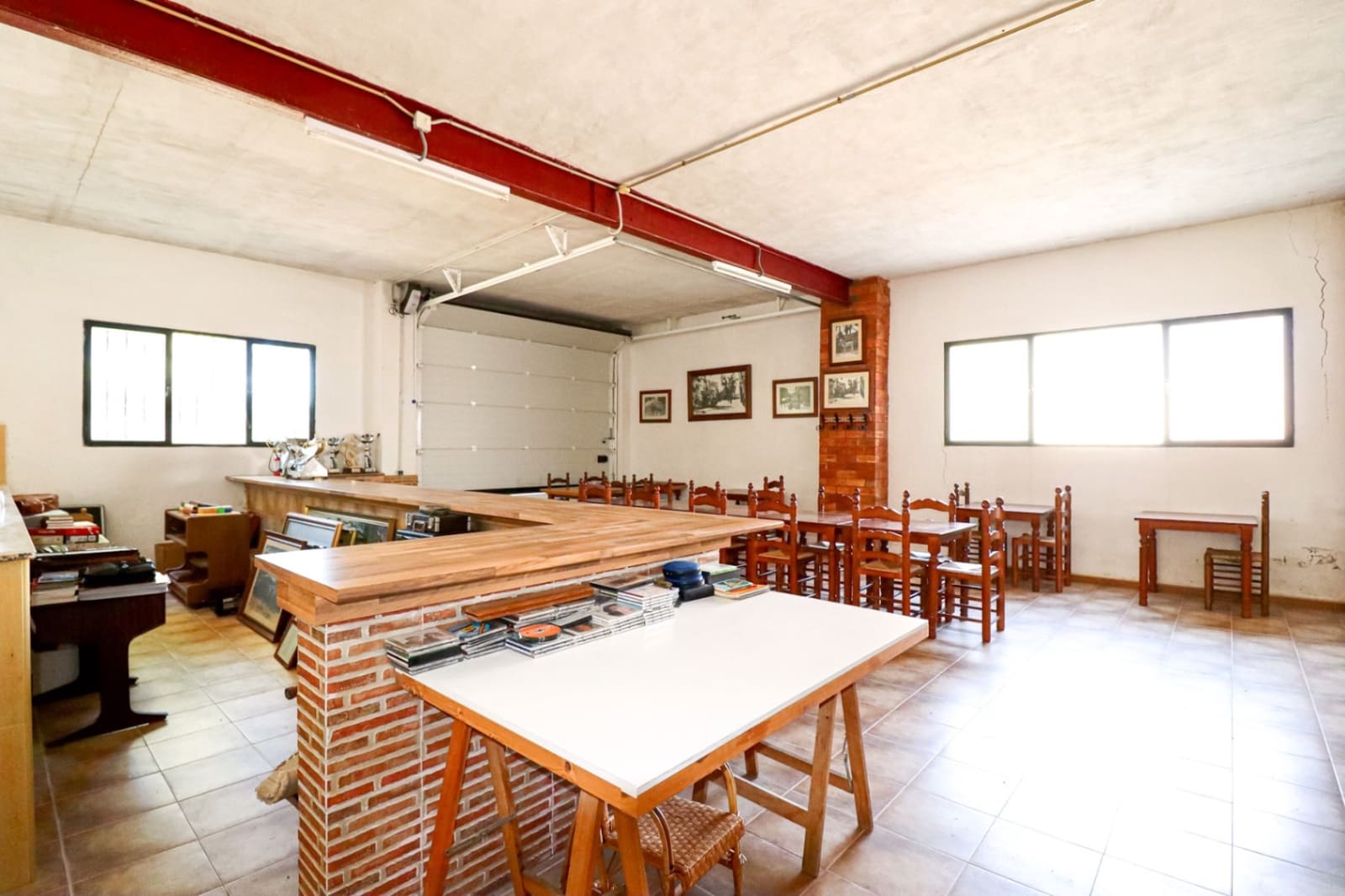 8 sypialnia Finka/Dom wiejski na sprzedaż w Tibi z garażem - 699 990 € (Ref: 10177519)