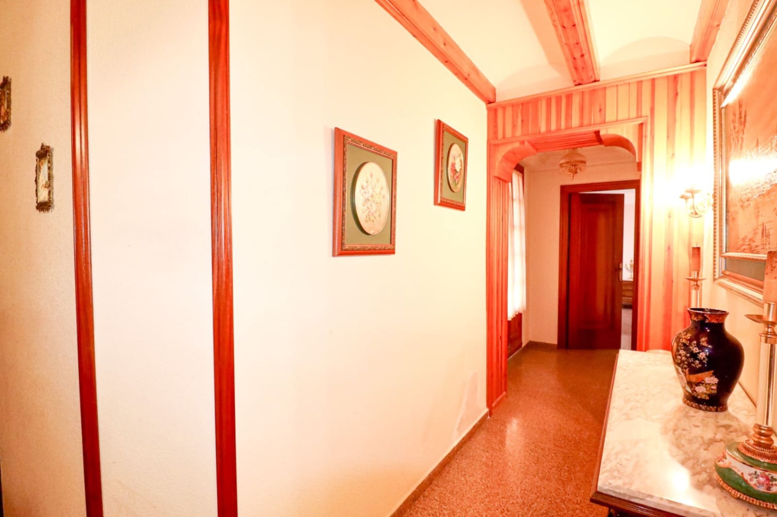 8 sypialnia Finka/Dom wiejski na sprzedaż w Tibi z garażem - 699 990 € (Ref: 10177519)