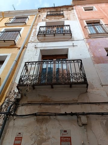 3 slaapkamer Rijtjeshuis te koop in Jijona / Xixona - € 34.000 (Ref: 9186310)