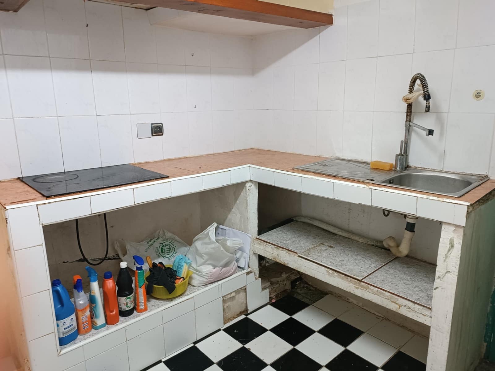 3 soveværelse Rækkehus til salg i Jijona / Xixona - € 34.000 (Ref: 9186310)