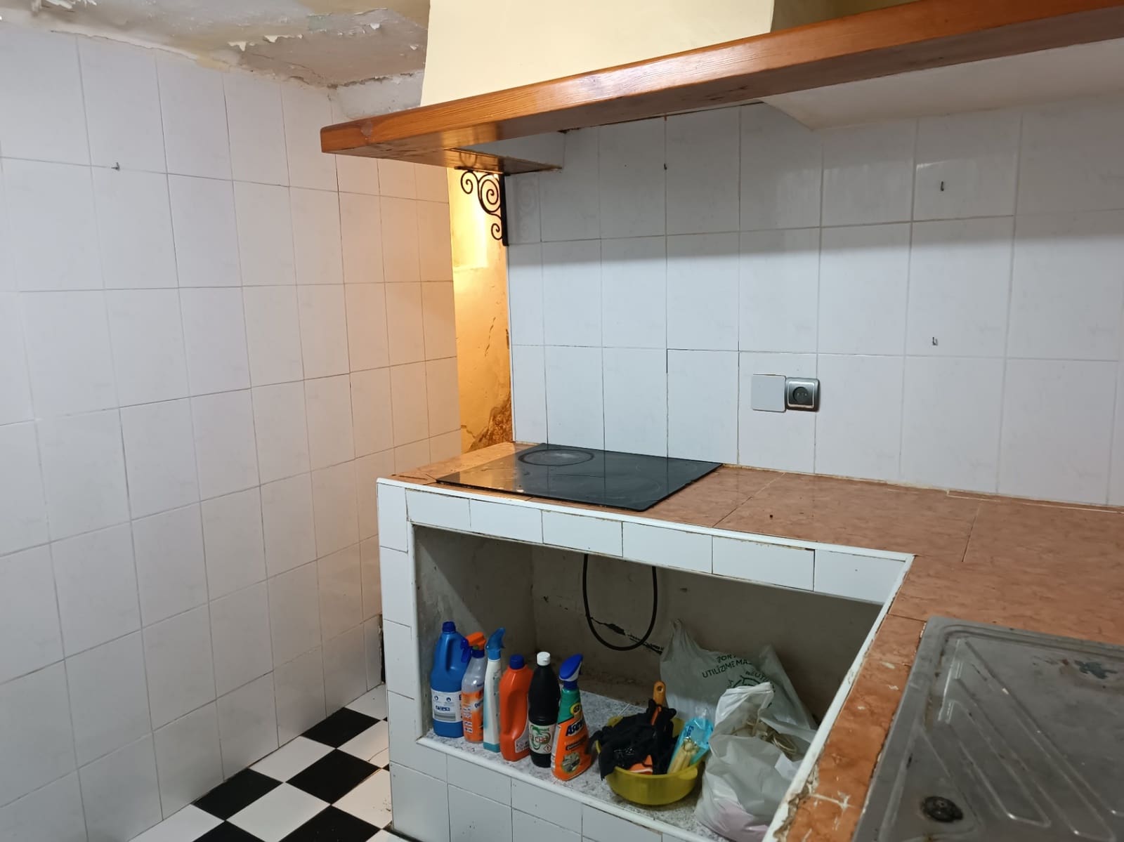 3 soveværelse Rækkehus til salg i Jijona / Xixona - € 34.000 (Ref: 9186310)