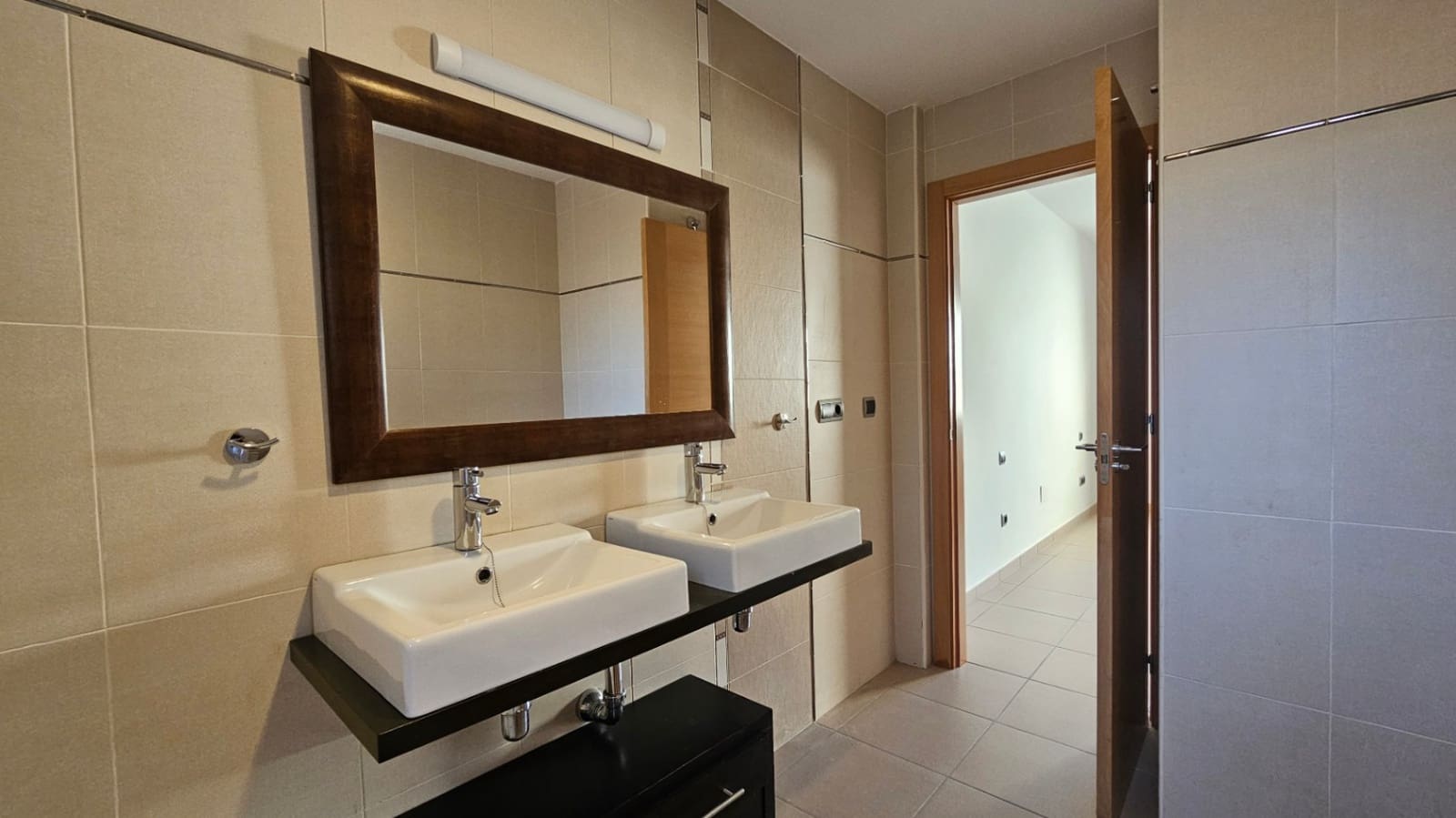 3 soveværelse Villa til salg i Busot med swimmingpool garage - € 360.000 (Ref: 9186316)