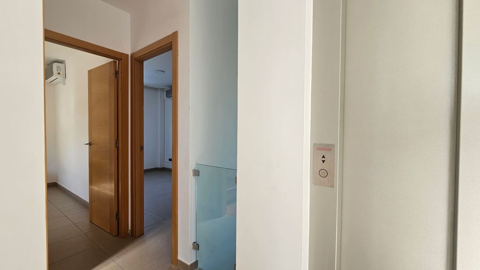 3 soveværelse Villa til salg i Busot med swimmingpool garage - € 360.000 (Ref: 9186316)