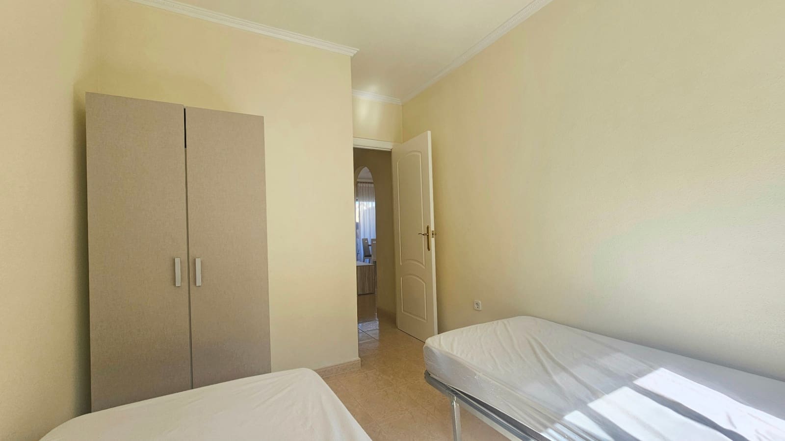 2 soverom Leilighet til salgs i Torrevieja med svømmebasseng - € 129 000 (Ref: 9240482)