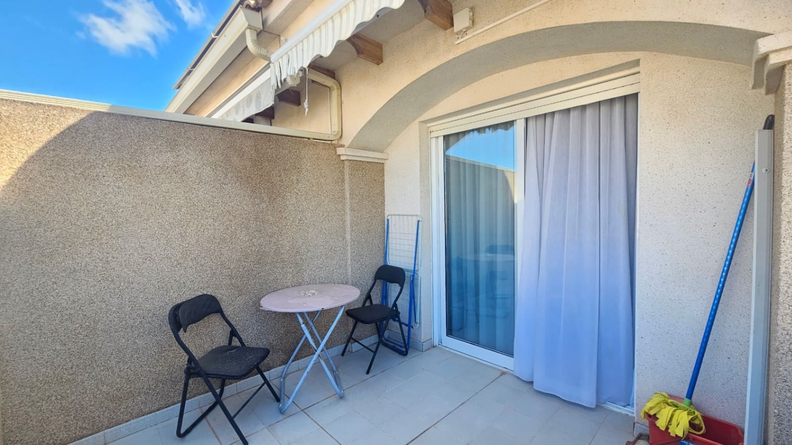 2 soverom Leilighet til salgs i Torrevieja med svømmebasseng - € 129 000 (Ref: 9240482)