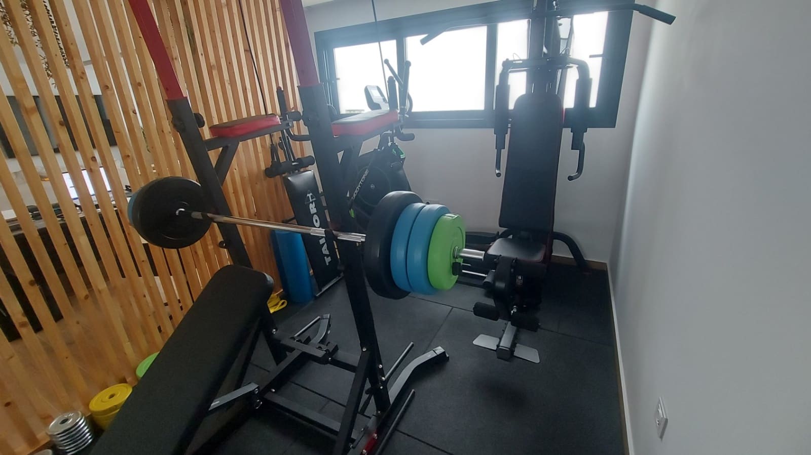 3 makuuhuone Huvila myytävänä paikassa El Campello mukana uima-altaan 
autotalli - 855 000 € (Ref: 9325289)