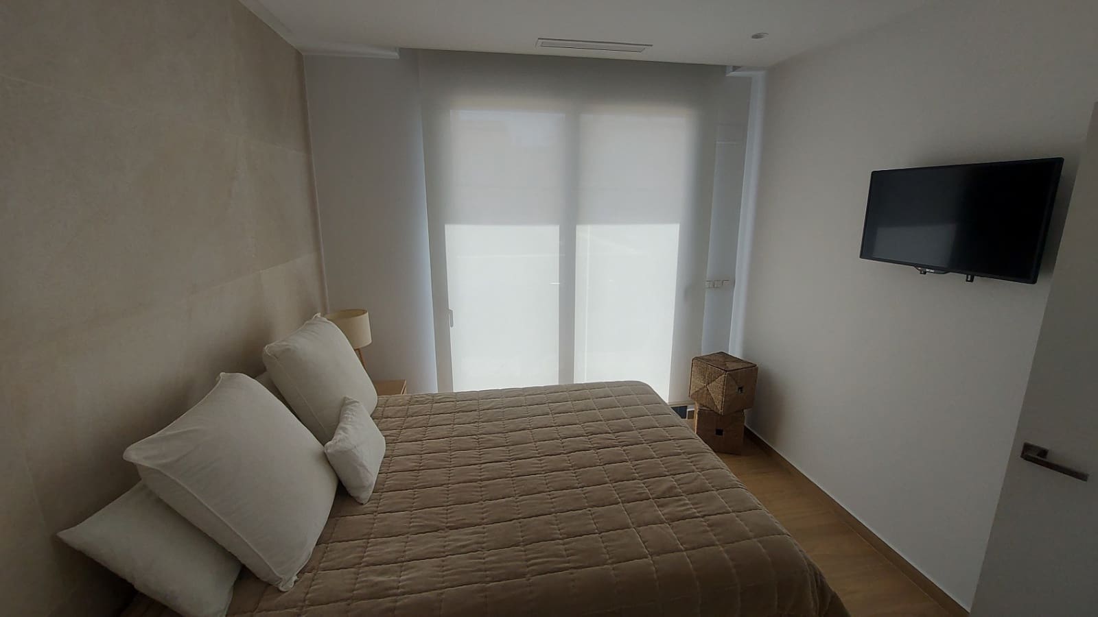 3 makuuhuone Huvila myytävänä paikassa El Campello mukana uima-altaan 
autotalli - 855 000 € (Ref: 9325289)