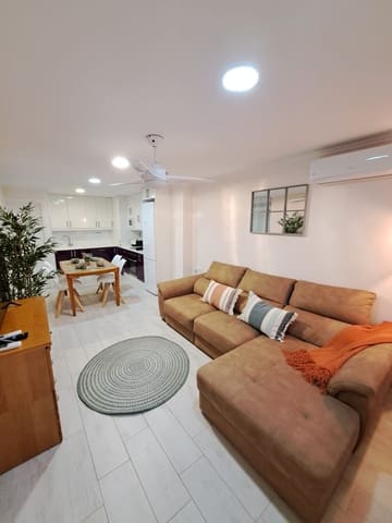 3 bedroom Flat for rent in Playa Levante, Santa Pola - € 890 (Ref: 9357793)