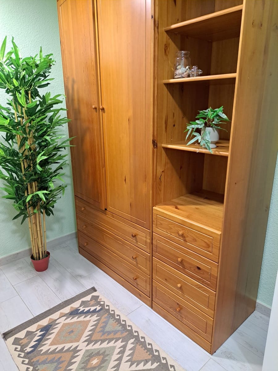 Piso de 3 habitaciones en Santa Pola en alquiler - 890 € (Ref: 9357793)